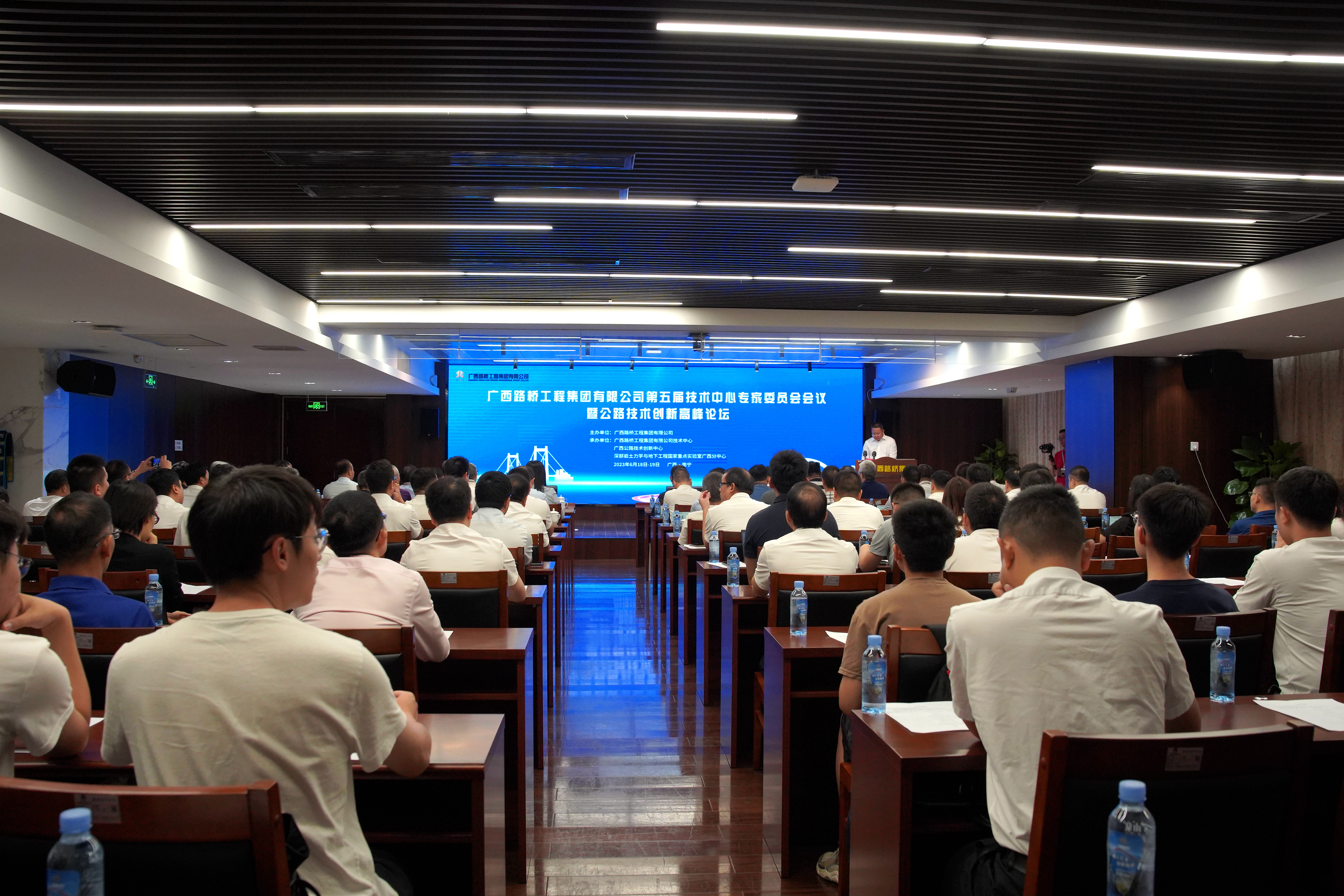 9001���Ž�ɳ(�й�)���޹�˾